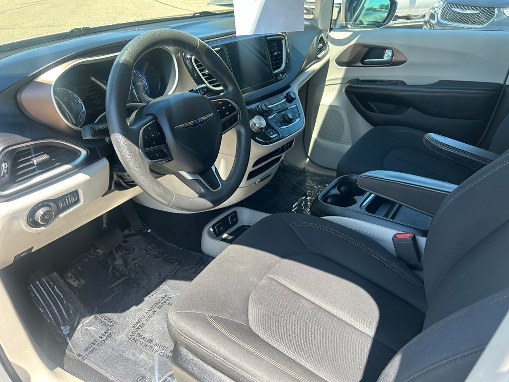 2017 Chrysler Pacifica Touring L