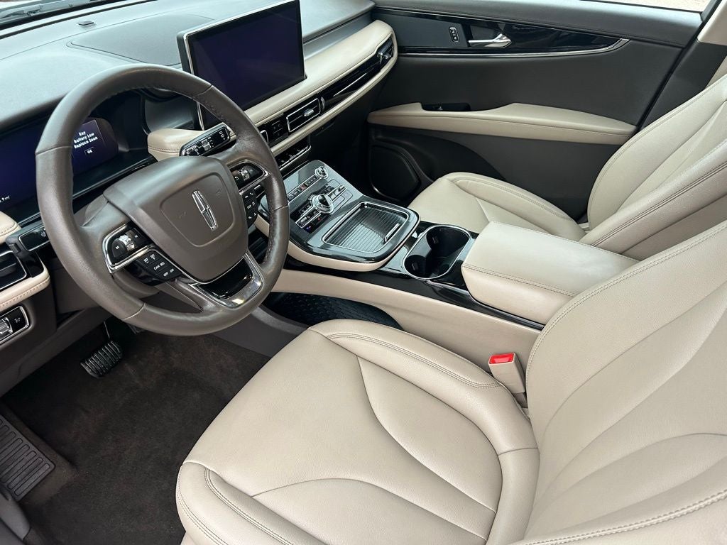 2023 Lincoln Nautilus Standard