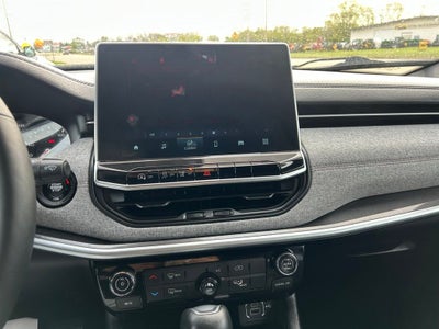 2023 Jeep Compass Latitude Lux