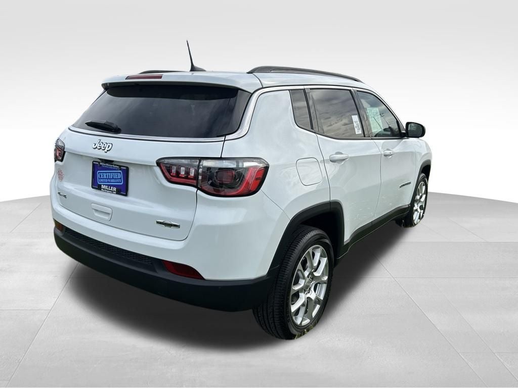 2023 Jeep Compass Latitude Lux