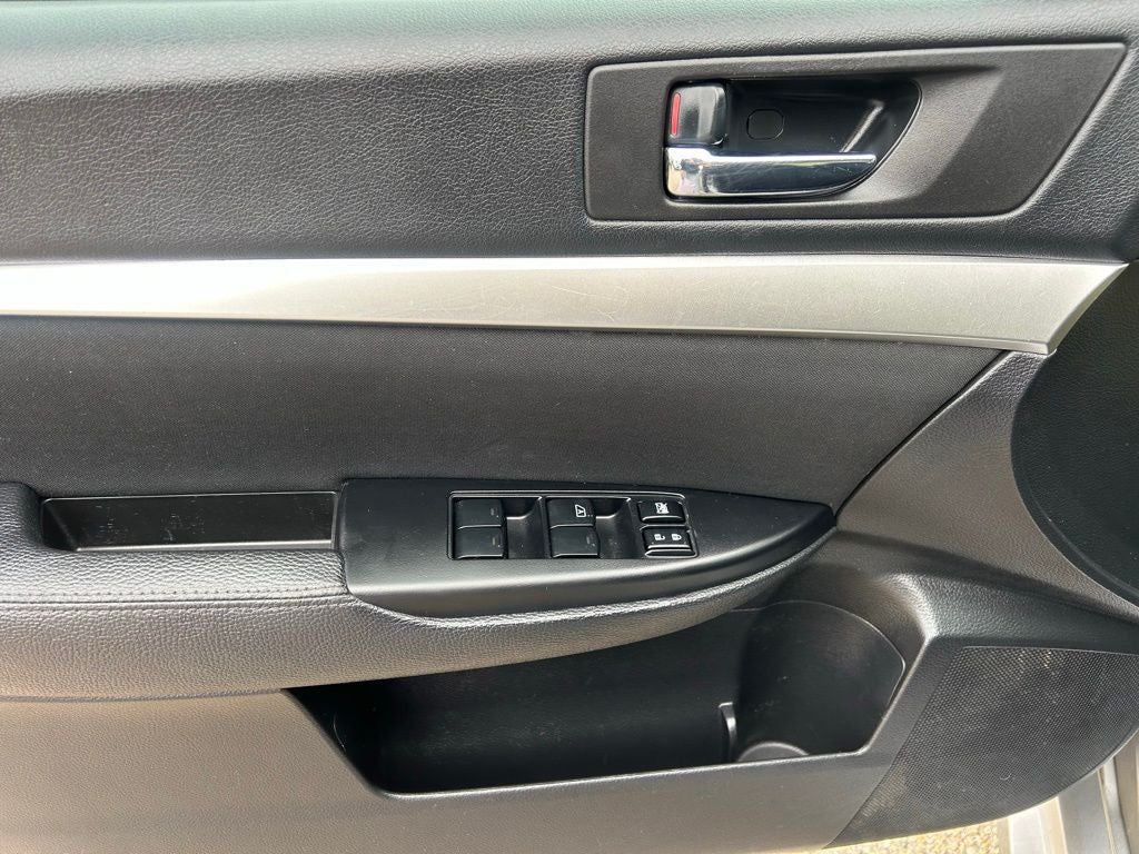 2011 Subaru Legacy 2.5i Premium