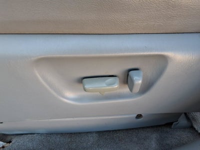 2003 Toyota Sienna LE