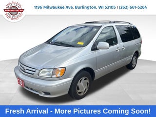 2003 Toyota Sienna LE