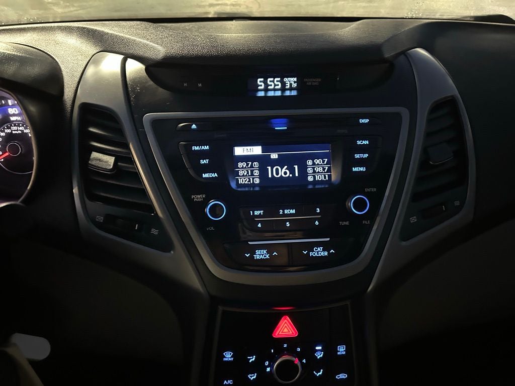 2015 Hyundai Elantra SE