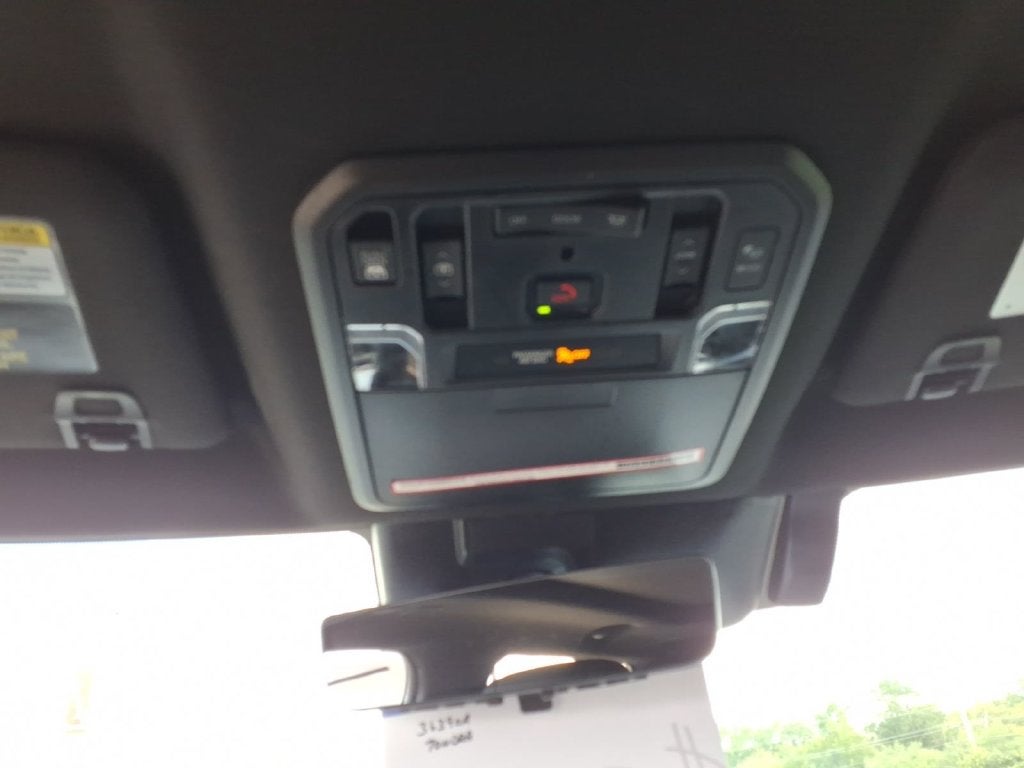 2023 Toyota Tundra Hybrid Platinum