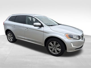 2016 Volvo XC60 T5 Platinum