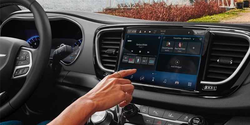 2026 Chrysler Voyager Infotainment